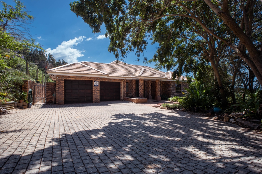 3 Bedroom Property for Sale in Wilderness Heights Western Cape